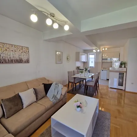 Apartment Kamche Lux Skopje