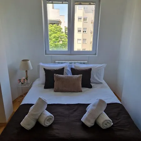 Kamche Lux Apartment