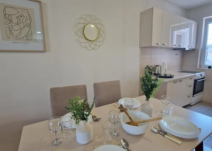 Kamche Lux Apartment *