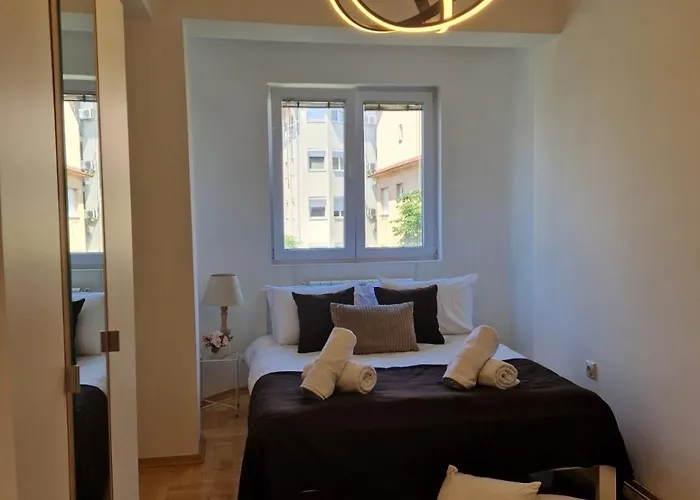 Kamche Lux Apartment *